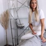 Dekorative Vase Metall Look Silber 32 cm – Moderne Tischvase aus Feinsteinzeug