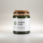 Sojawachs Duftkerze Jasmine Glade – Greenman Woodwick Kerze mit Holzdocht – 9x7 cm – 26h Brenndauer