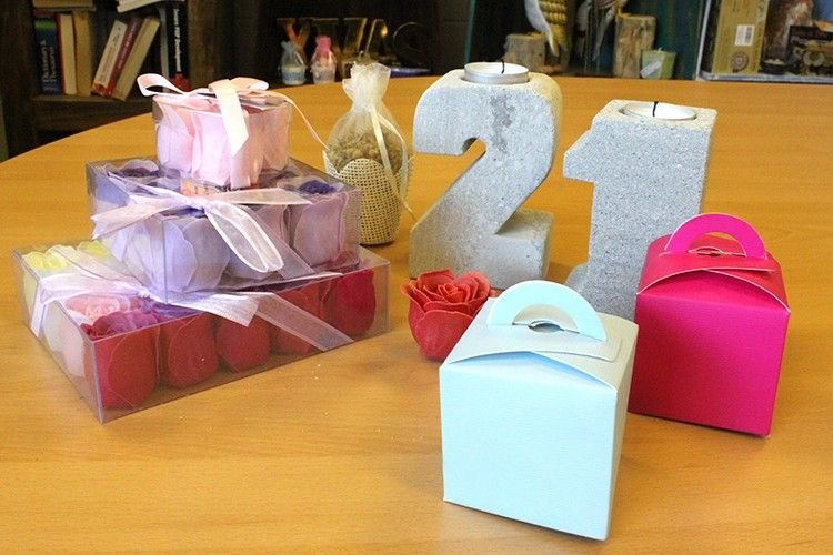 Granit Kerzenhalter No.8 – Moderner Naturstein Kerzenhalter (9x7x11.5cm)