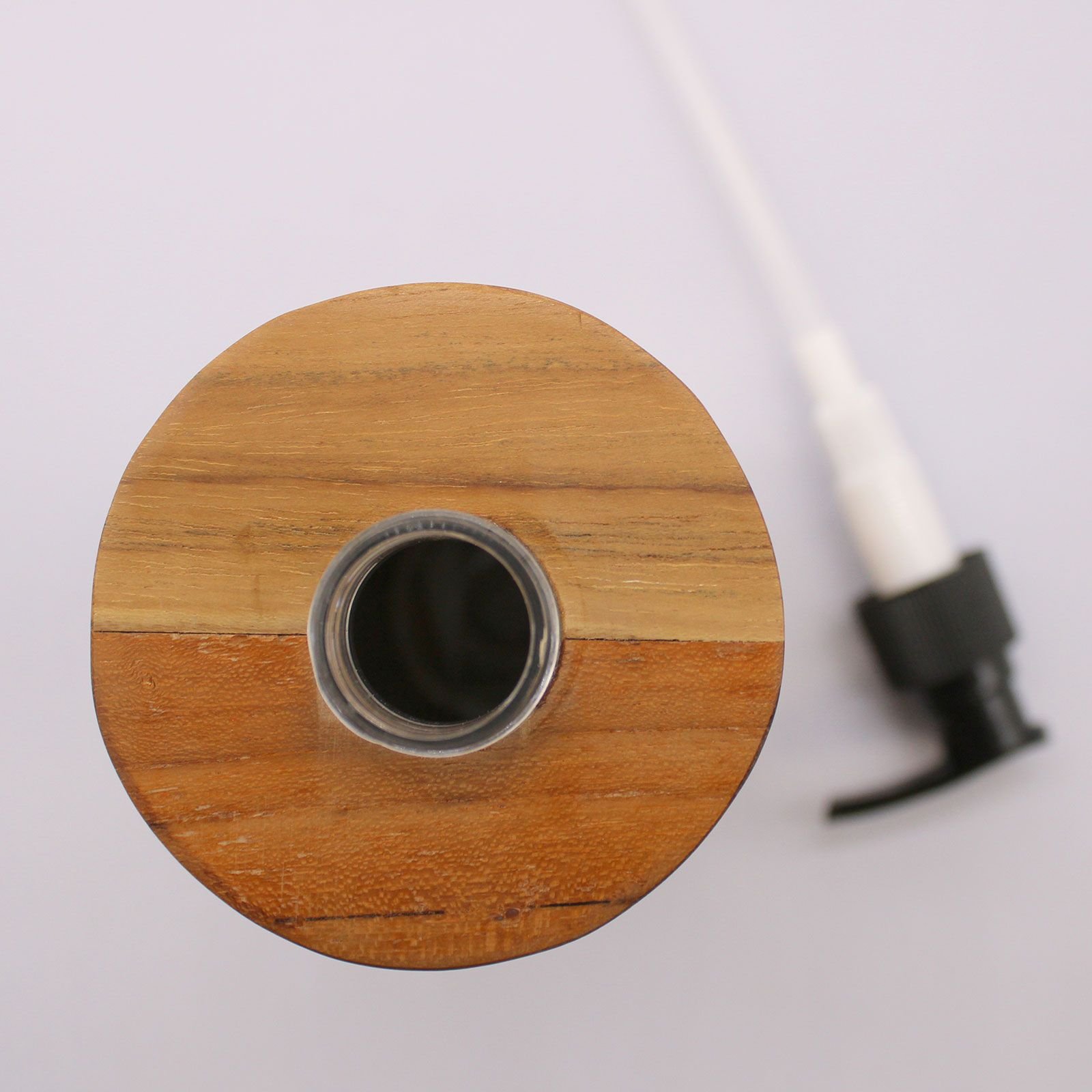 bG9jYWw6Ly9tZWRpYS8xSC9FQy82MFIzMEMxRzZSVjNFQzFIL2U5NGQ2ZWU0LmpwZWc.jpg Natural Teakwood Soap Dispencer - Round
