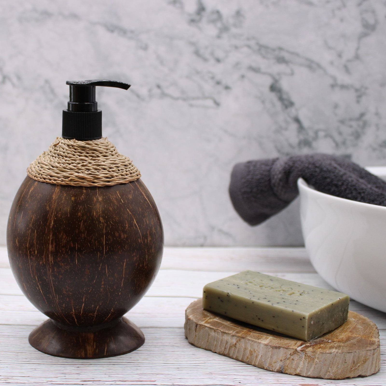 bG9jYWw6Ly9tZWRpYS8xSy9DRS82MFIzMEMxRzZSVjNDRTFLL2RlNDY3NTljLmpwZWc.jpg Natural Coconut Soap Dispencer - 150ml