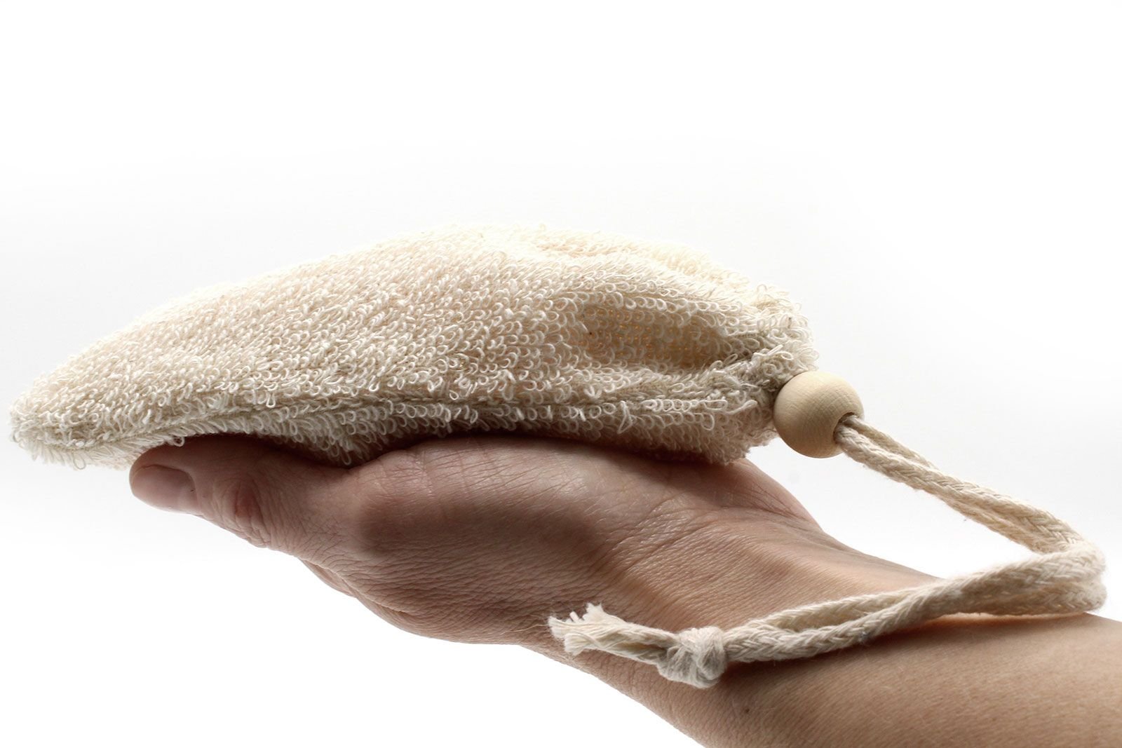 bG9jYWw6Ly9tZWRpYS9ISi84RC82MFIzMEMxRzZNVzM4REhKLzcwN2M3MGNmLmpwZWc.jpg Nature Soap Bag - Rami