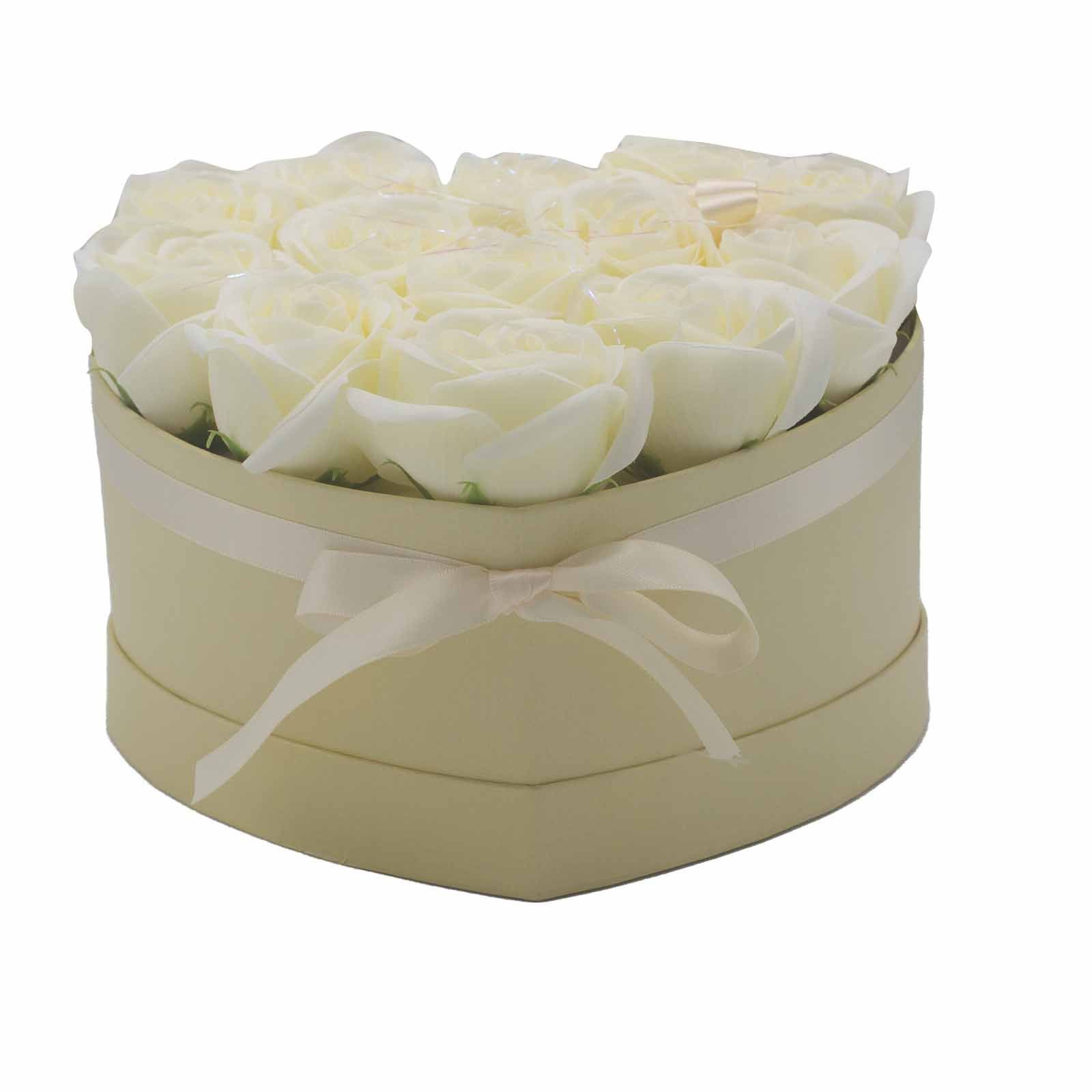 bG9jYWw6Ly9tZWRpYS9ITS9BRC82MFIzMEMxRzZSVDNBREhNLzJmNmZhNzc3LmpwZWc.jpg Soap Flower Gift Bouquet - 13 Cream Roses - Heart
