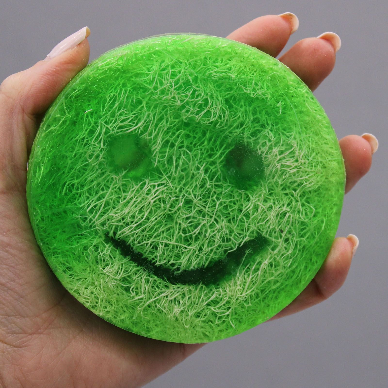 bG9jYWw6Ly9tZWRpYS9IUy80Qy82MFIzMEMxRzZSU0s0Q0hTLzlhMWE5OTA3LmpwZWc.jpg Happy Scrub Soap - Coconut