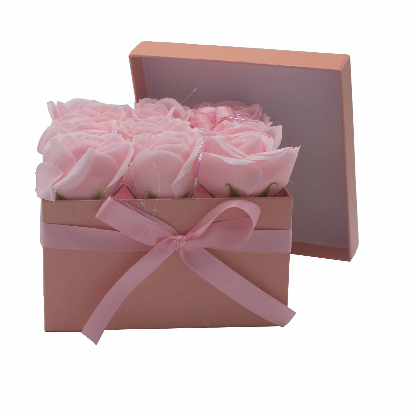 bG9jYWw6Ly9tZWRpYS9IUy9BQy82MFIzMEMxRzZSVDNBQ0hTL2JiYWMwMmM1LmpwZWc.jpg Soap Flower Gift Bouquet - 9 Pink Roses - Square