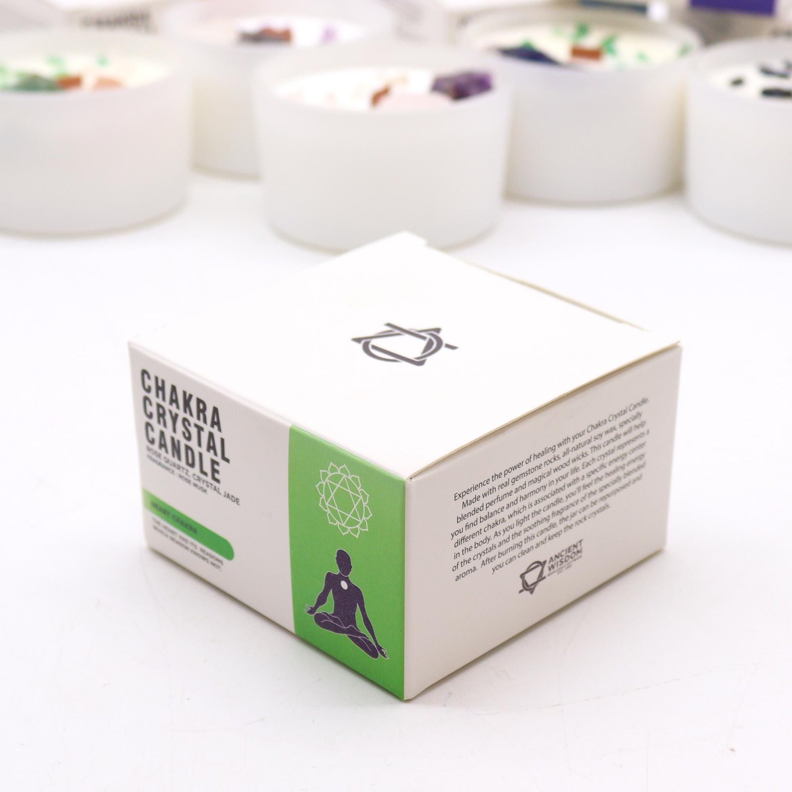 Chakra Kristallkerze Herzchakra – Sojawachs Kerze mit Kristallen, 17h, 8.5×5 cm, 0.36 kg